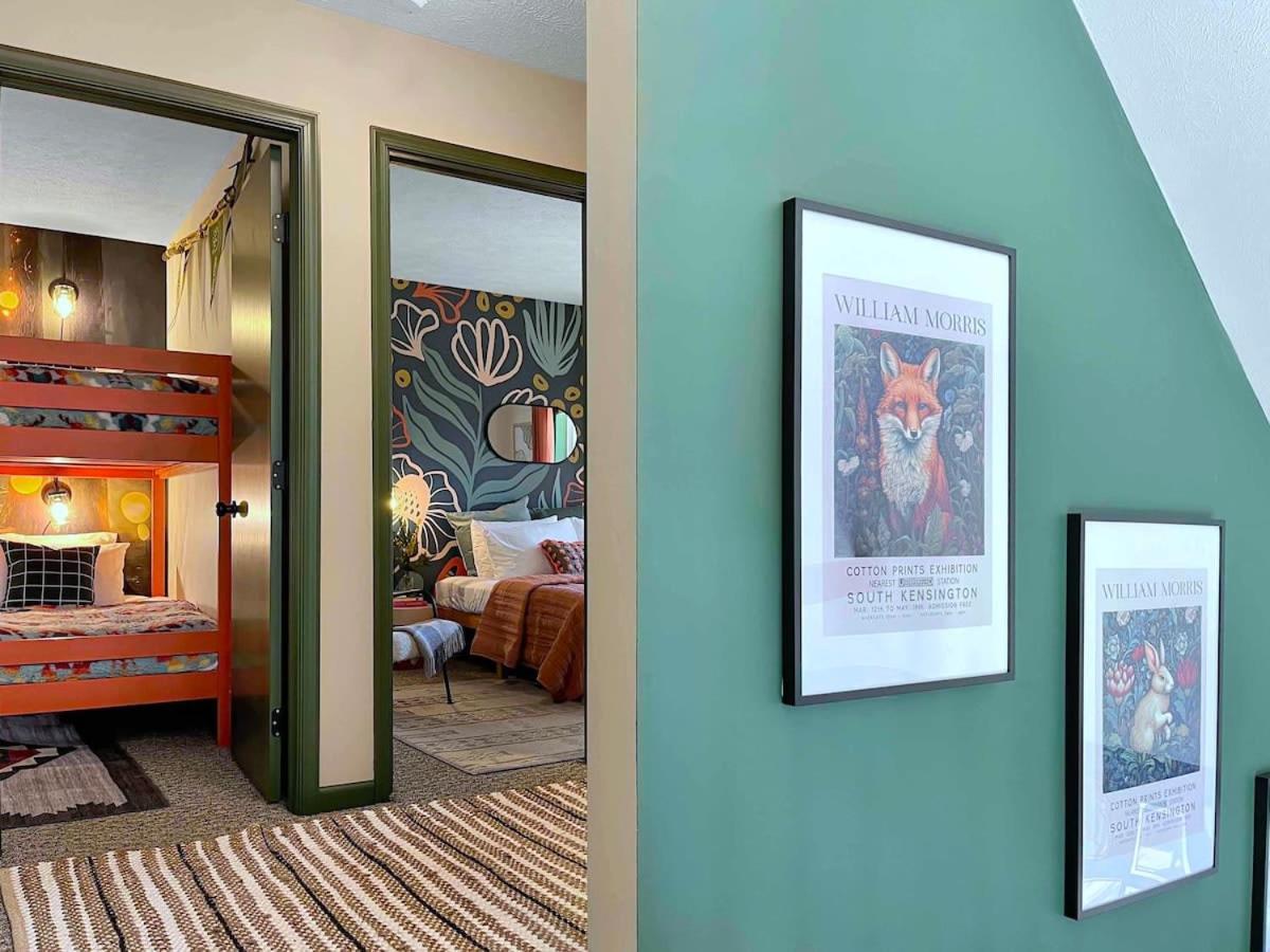 Chalet New Foxfire Haus - Modern - Hot Tub Pet-friendly Blakeslee