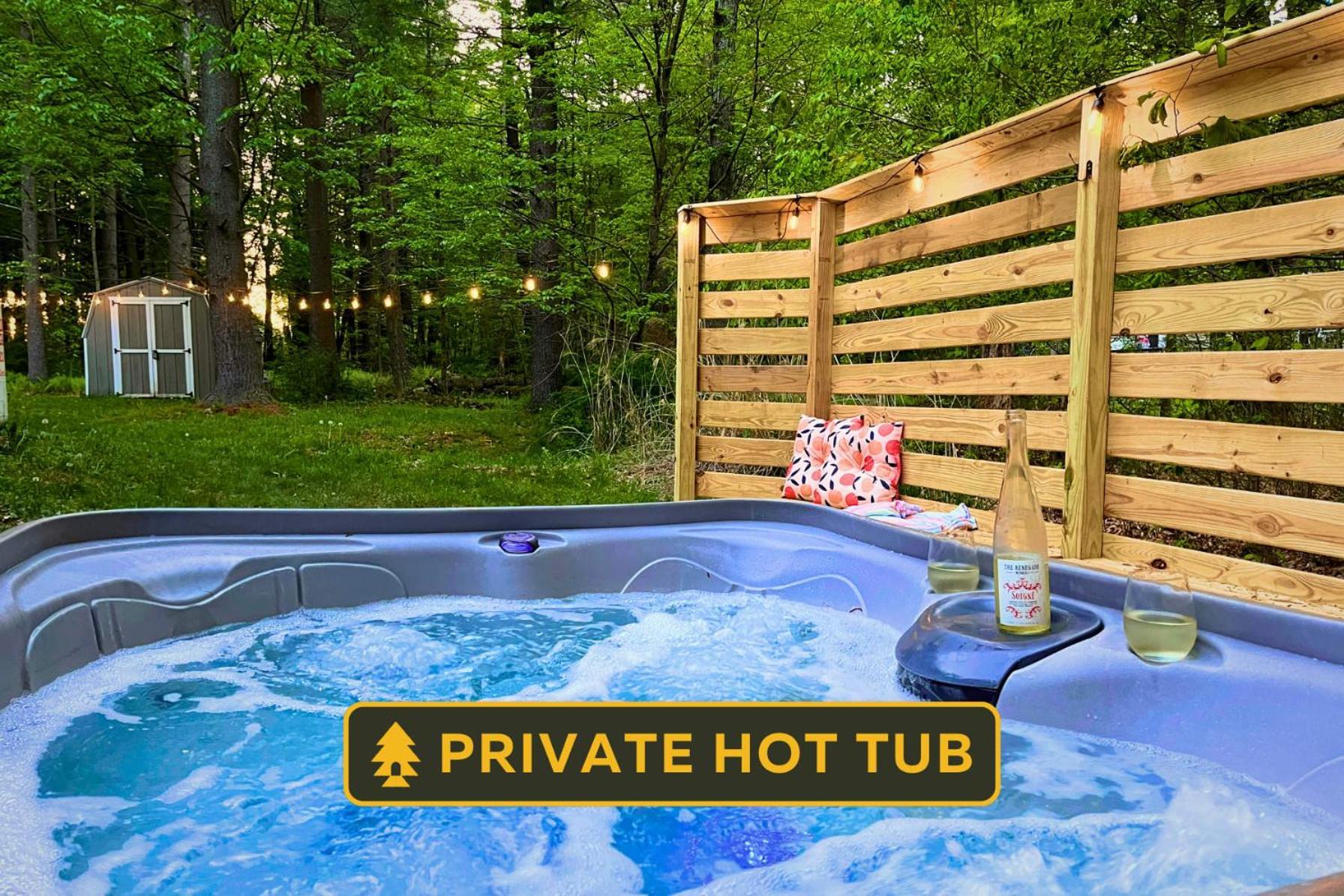Chalet New Foxfire Haus - Modern - Hot Tub Pet-friendly Blakeslee